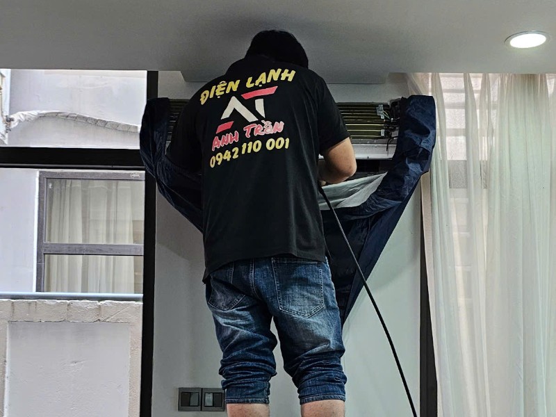 Vệ sinh máy lạnh